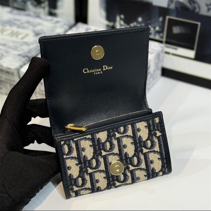 2025228Y 200P182141656